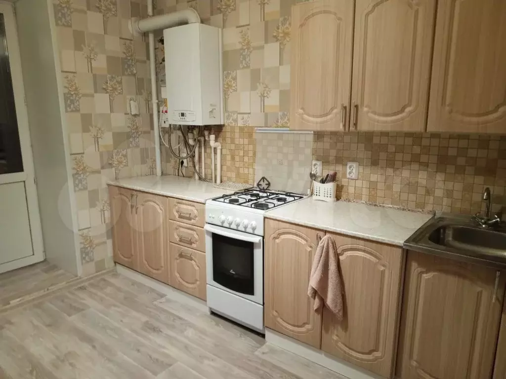 1-к. квартира, 40 м, 5/10 эт. - Фото 0