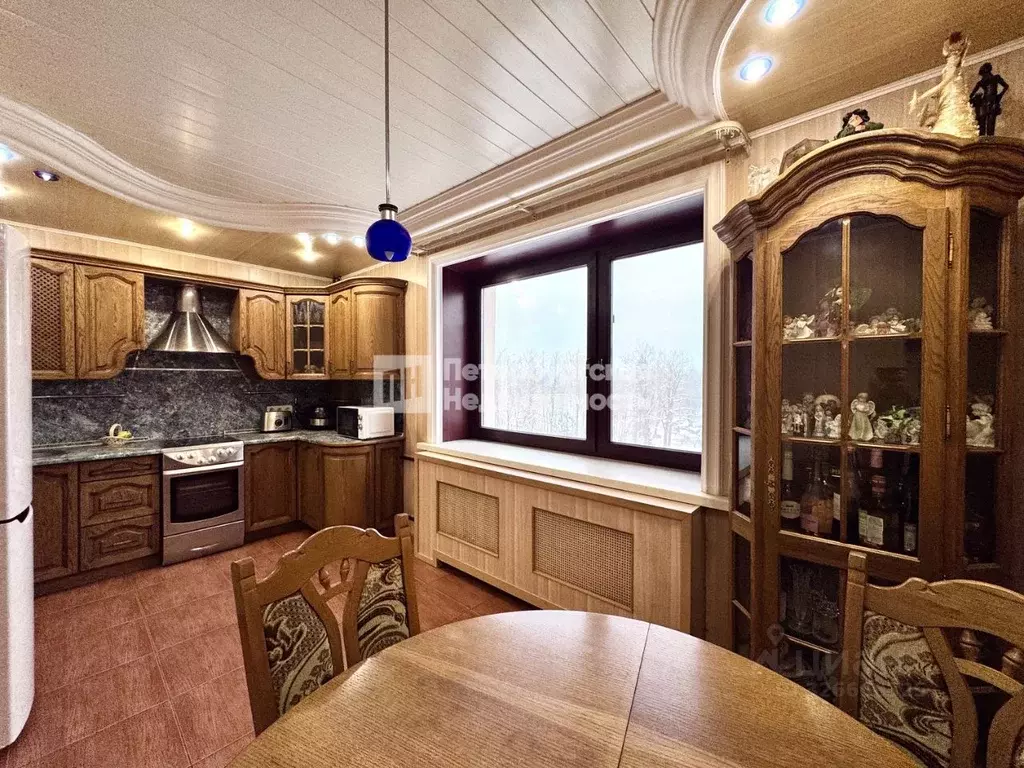 3-к кв. Ленинградская область, Гатчина Красноармейский просп., 13/7 ... - Фото 1