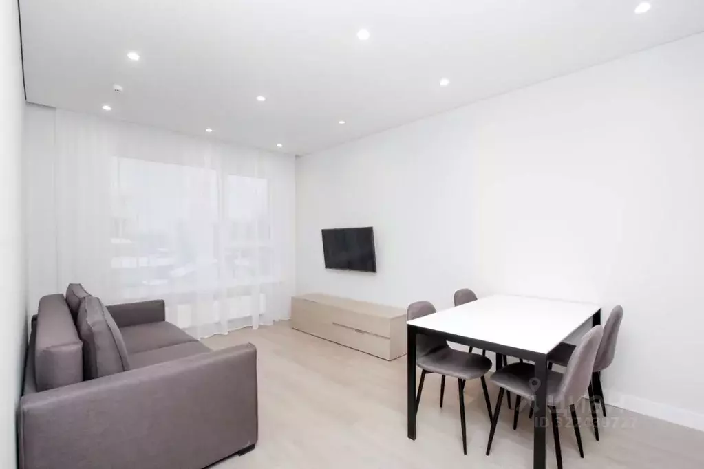 2-к кв. Свердловская область, Екатеринбург ул. Шаумяна, 24 (40.0 м) - Фото 1