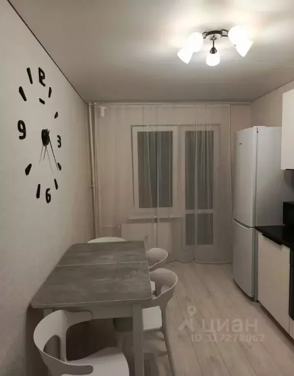 1-к кв. Татарстан, Зеленодольск просп. Строителей, 34А (42.0 м) - Фото 0