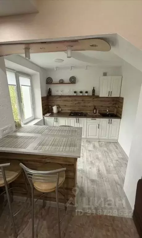 3-к кв. Пермский край, Губаха ул. Дегтярева, 6 (55.0 м) - Фото 2