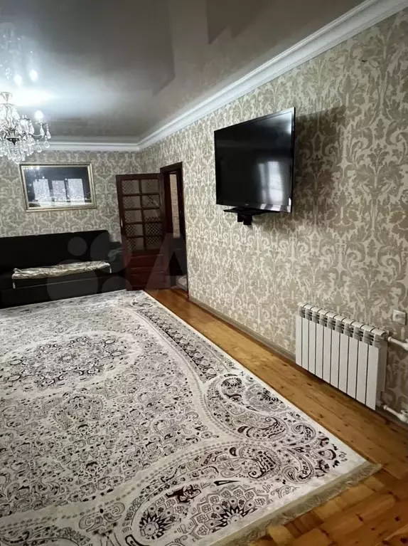 3-к. квартира, 106 м, 8/8 эт. - Фото 0
