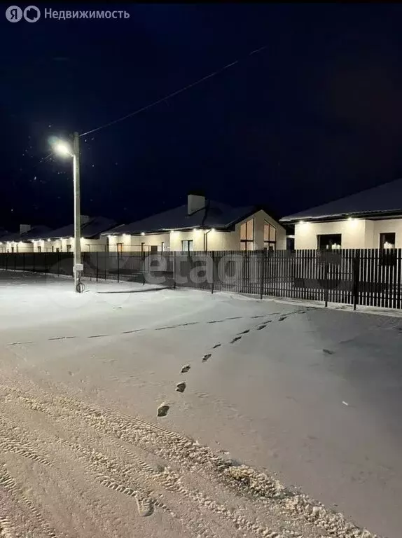 Дом в село Подстепки, Вишнёвая улица, 1 (136 м) - Фото 1
