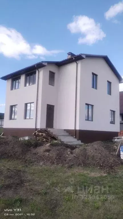 Дом в Белгородская область, Белгород Юго-Западный-2.2 мкр, пер. 2-й ... - Фото 1