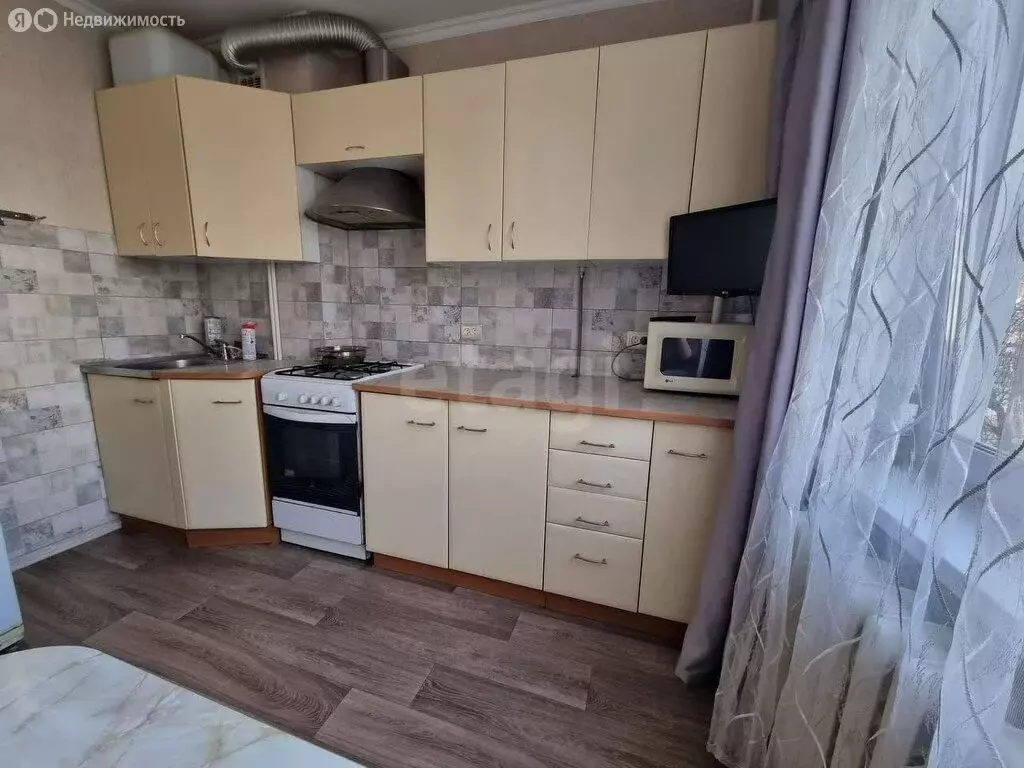 3-комнатная квартира: Тверь, улица Громова, 25 (63 м) - Фото 1