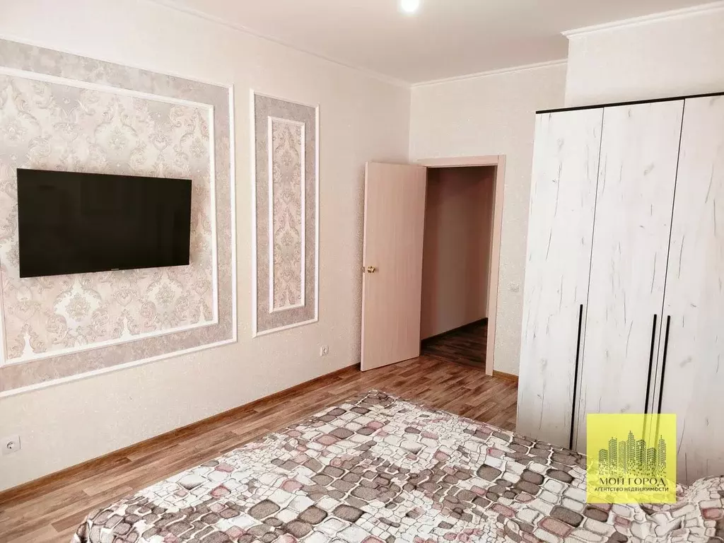 2-к кв. Ханты-Мансийский АО, Пыть-Ях ул. Первопроходцев, 2 (67.0 м) - Фото 0