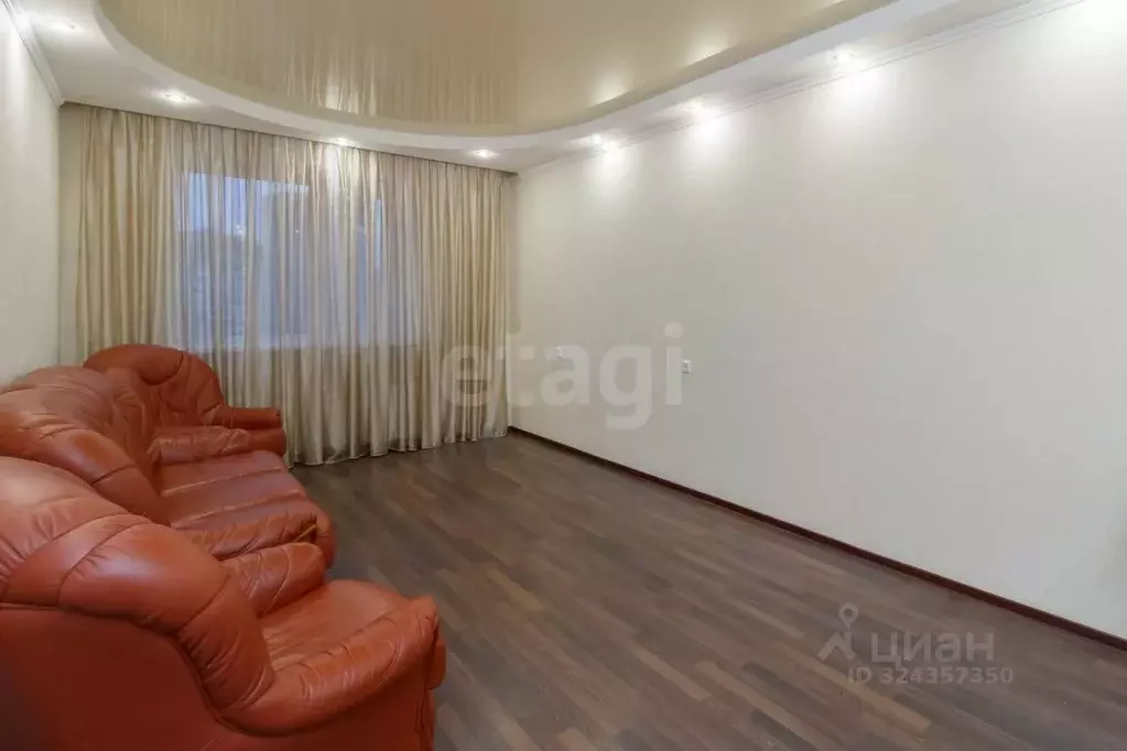 2-к кв. Тюменская область, Тюмень ул. Николая Федорова, 12к3 (70.0 м) - Фото 2