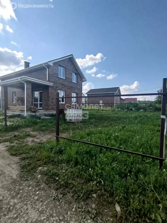 Дом в Тульская область, городской округ Тула, село Высокое (150 м) - Фото 1