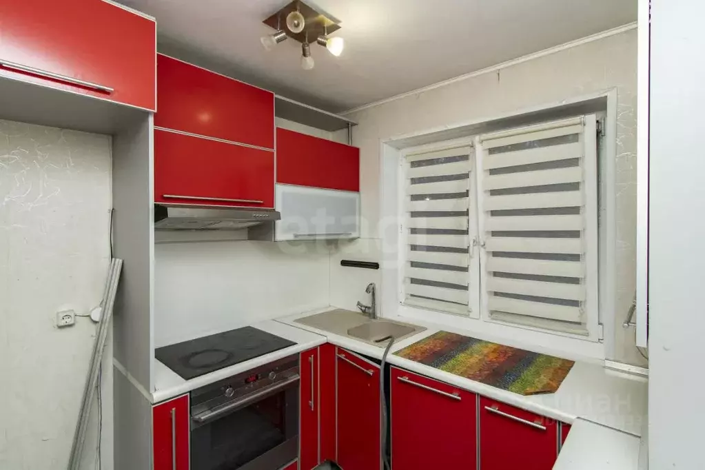 3-к кв. Тюменская область, Тюмень Харьковская ул., 71 (61.1 м) - Фото 1