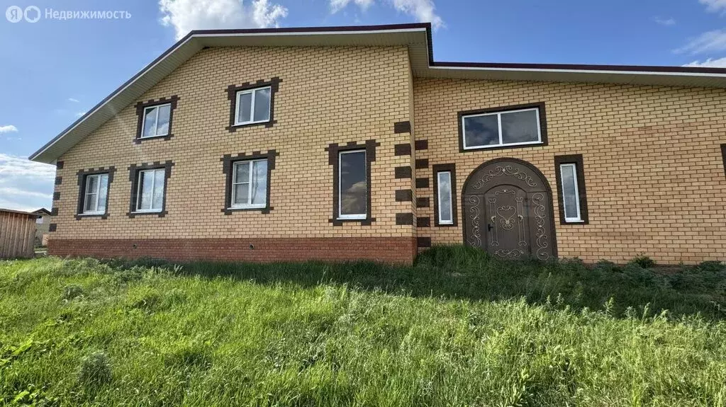Дом в село Манзарас, улица Энергетиков, 37 (173 м) - Фото 1