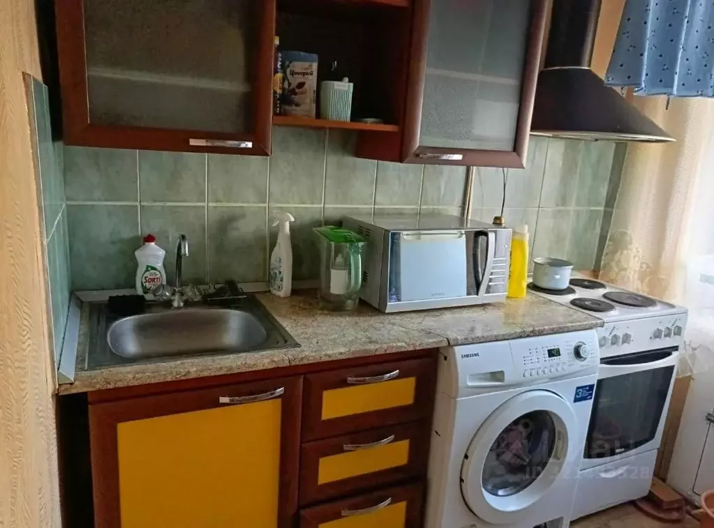 1-к кв. Саратовская область, Саратов Гвардейская ул., 3А (30.0 м) - Фото 0