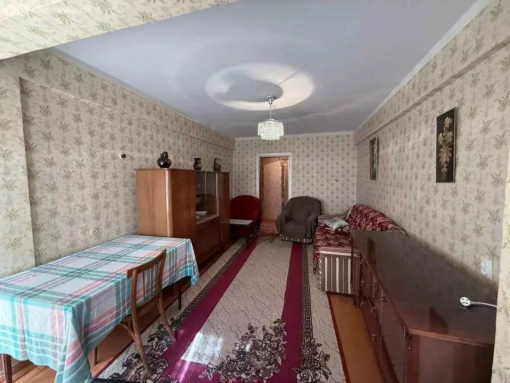 3-комнатная квартира: Краснокаменск, 6-й микрорайон, 608 (66.1 м) - Фото 1