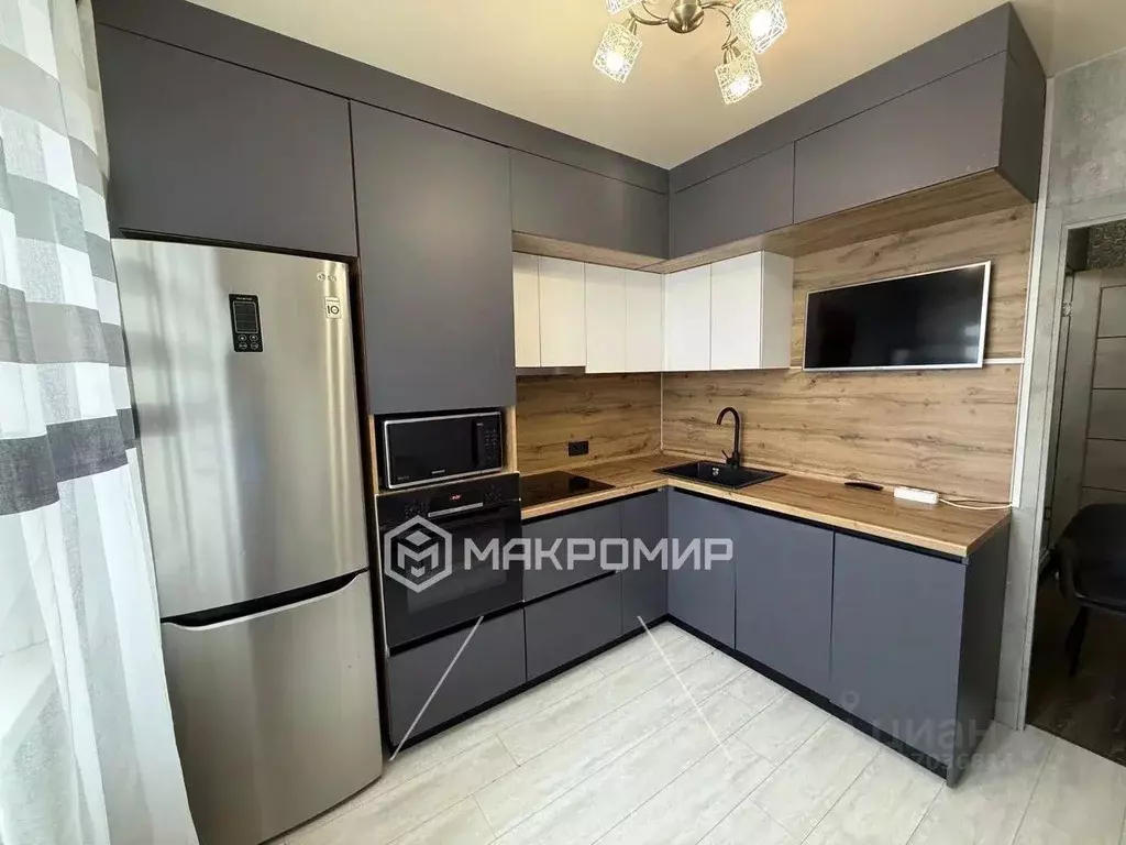 1-к кв. Челябинская область, Челябинск ул. Ворошилова, 35б (42.7 м) - Фото 1