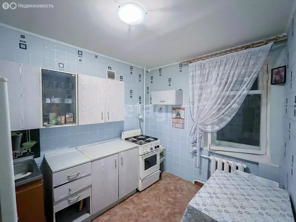 3-комнатная квартира: Саранск, улица Фридриха Энгельса, 13А (57 м) - Фото 0