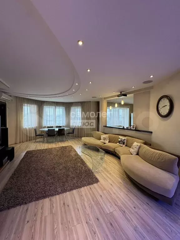 Аукцион: 4-к. квартира, 145 м, 13/17 эт. - Фото 1