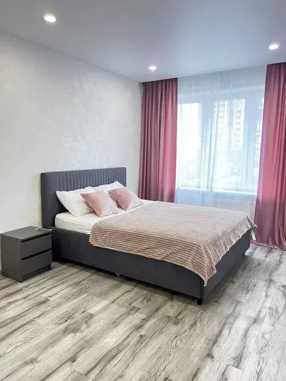 1-к кв. Татарстан, Казань ул. Александра Курынова, 4 (39.0 м) - Фото 2