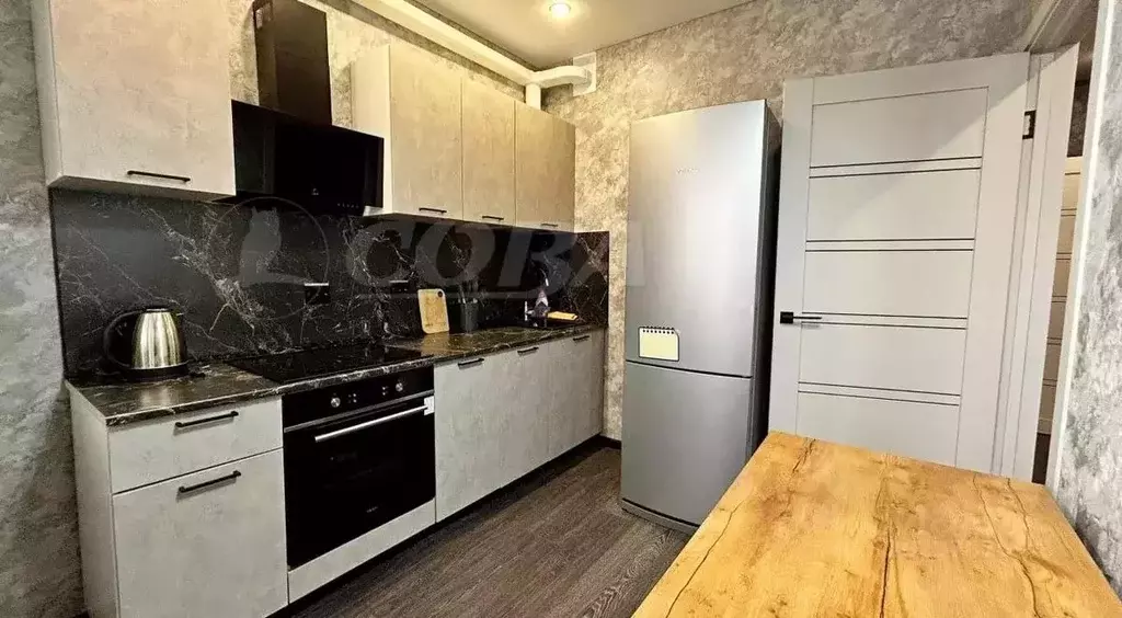 1-к кв. Тюменская область, Тюмень Дамбовская ул., 29к1 (35.5 м) - Фото 1