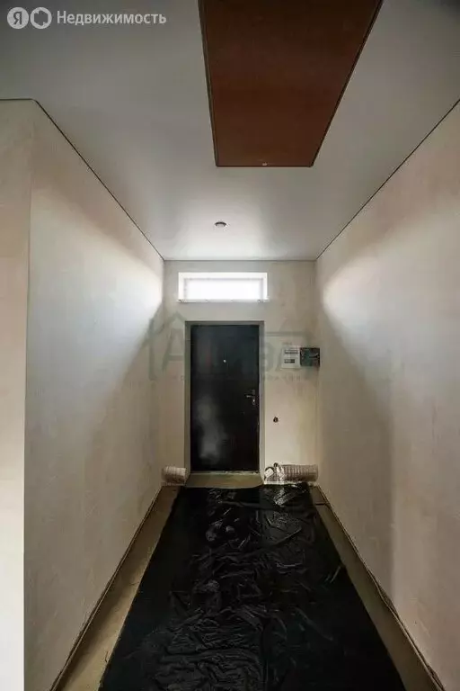 Дом в Новобессергеневка, Транспортная улица (100 м) - Фото 1