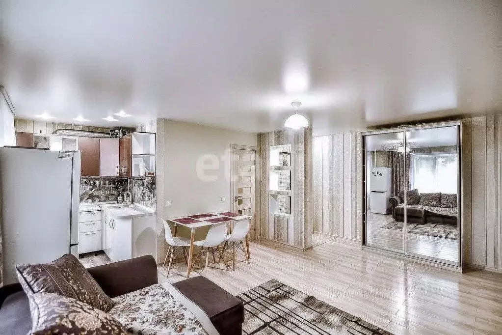 2-к кв. Сахалинская область, Южно-Сахалинск Амурская ул., 159 (48.0 м) - Фото 1