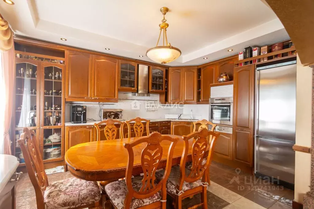 3-к кв. Карелия, Петрозаводск ул. Андропова, 10 (139.4 м) - Фото 2