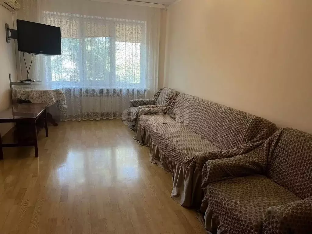 3-к кв. Крым, Алушта ул. Октябрьская (59.5 м) - Фото 1
