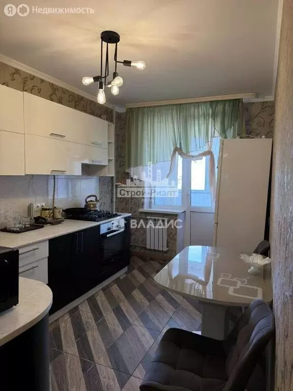 3-комнатная квартира: Керчь, улица Блюхера, 15 (76.5 м) - Фото 1