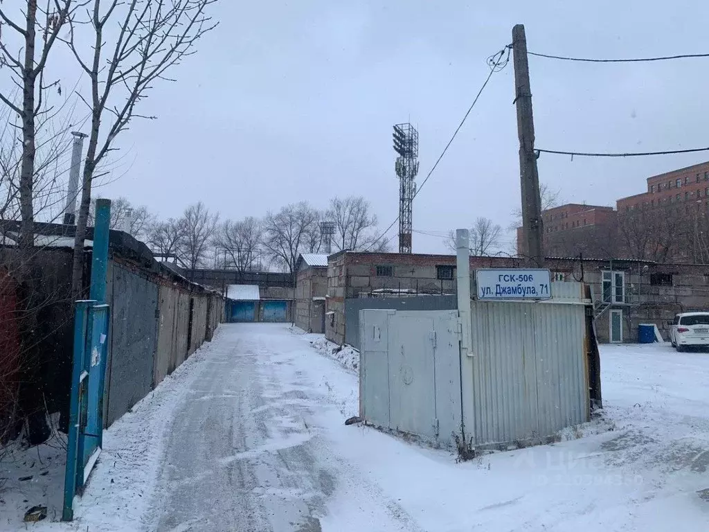 Гараж в Хабаровский край, Хабаровск ул. Джамбула, 71 (18 м) - Фото 0