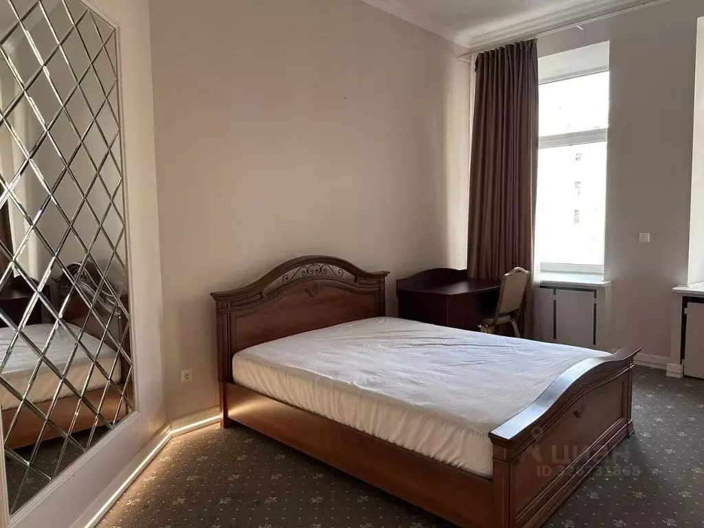 6-к кв. Санкт-Петербург Суворовский просп., 40 (204.0 м) - Фото 0