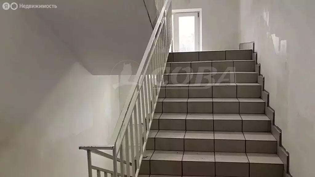 Квартира-студия: Тюмень, улица Бабарынка, 65 (13.7 м) - Фото 2