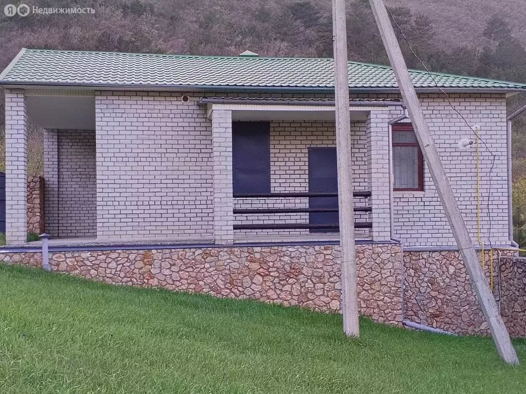 Дом в Бахчисарайский район, Куйбышевское сельское поселение, село ... - Фото 2