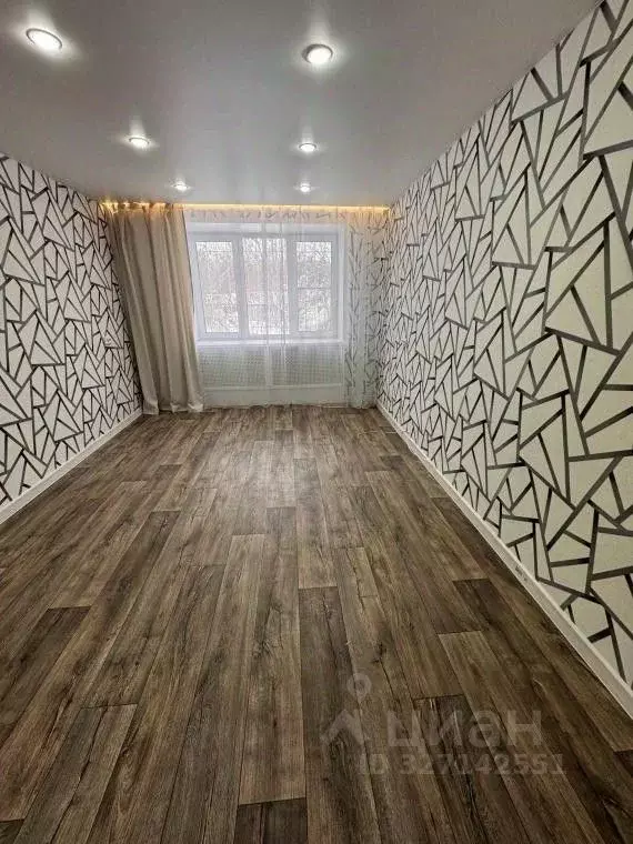 1-к кв. Татарстан, Зеленодольск ул. Тургенева, 2 (31.6 м) - Фото 1