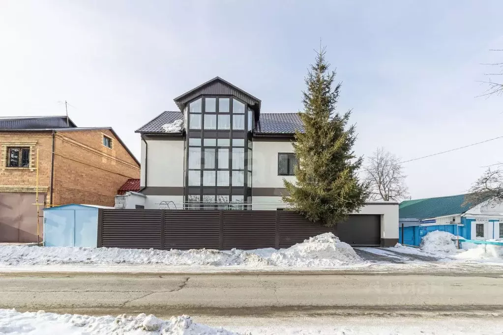 Дом в Тюменская область, Тюмень Микрорайон мыс, ул. Шоссейная (258 м) - Фото 1