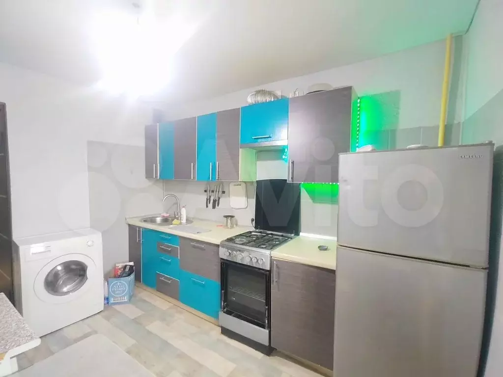 2-к. квартира, 50 м, 8/10 эт. - Фото 0