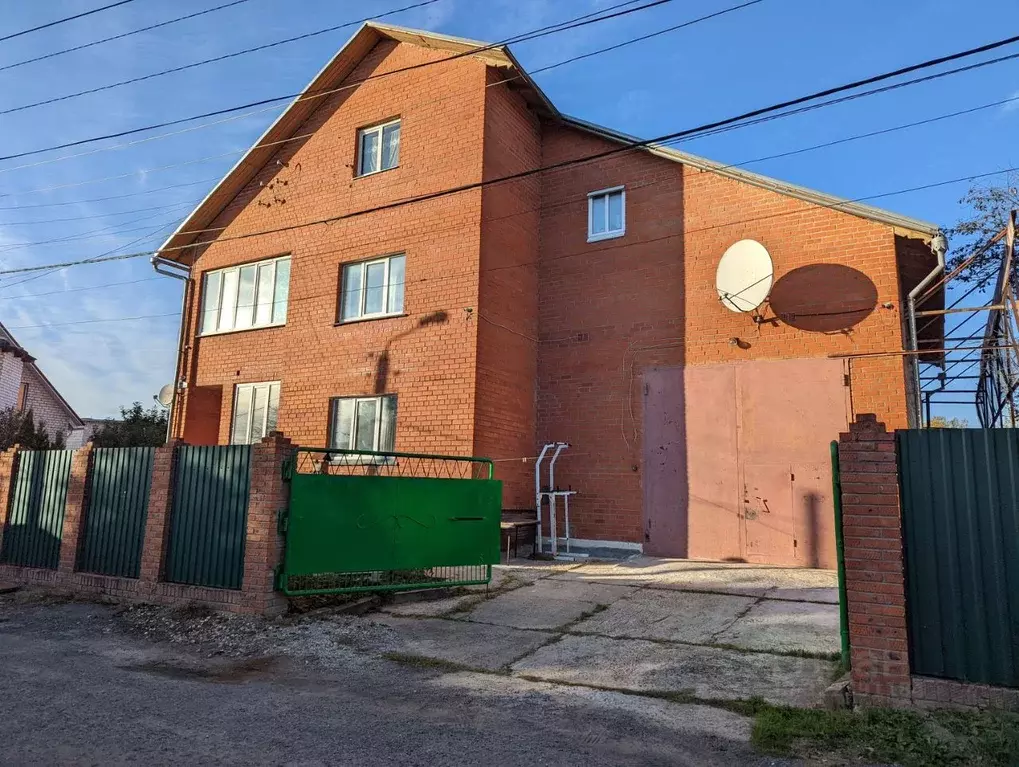 Коттедж в Калужская область, Калуга Колхозный проезд, 23А (600 м) - Фото 1