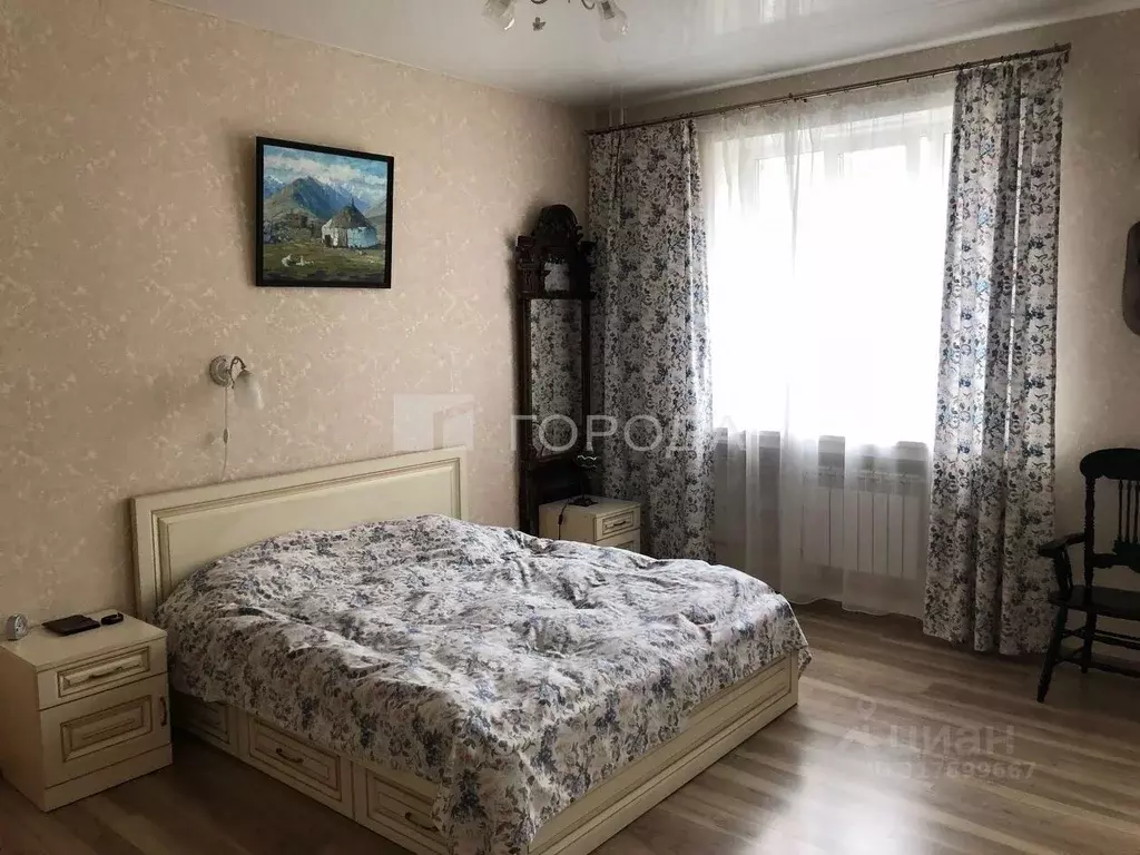 3-к кв. Новосибирская область, Новосибирск Коммунистическая ул., 26 ... - Фото 0
