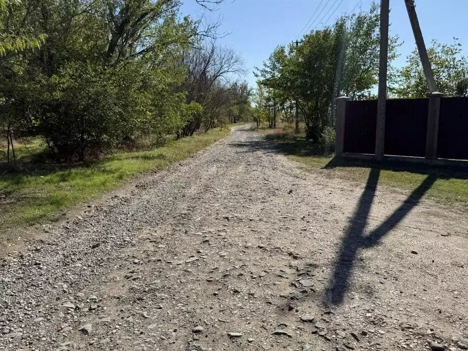 Участок в Крым, Белогорский район, Зуя пгт ул. Объездная (10.0 сот.) - Фото 2