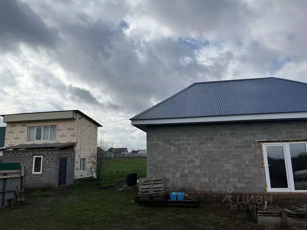 Дом в Башкортостан, Благовещенск ул. Верхнепрудовая, 75 (100 м) - Фото 2