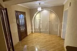 3-к. квартира, 65 м, 3/5 эт. - Фото 0
