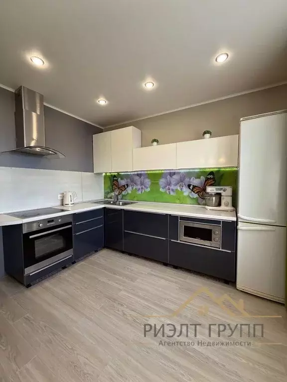 2-к кв. Татарстан, Казань ул. Хади Такташа, 121 (62.8 м) - Фото 2