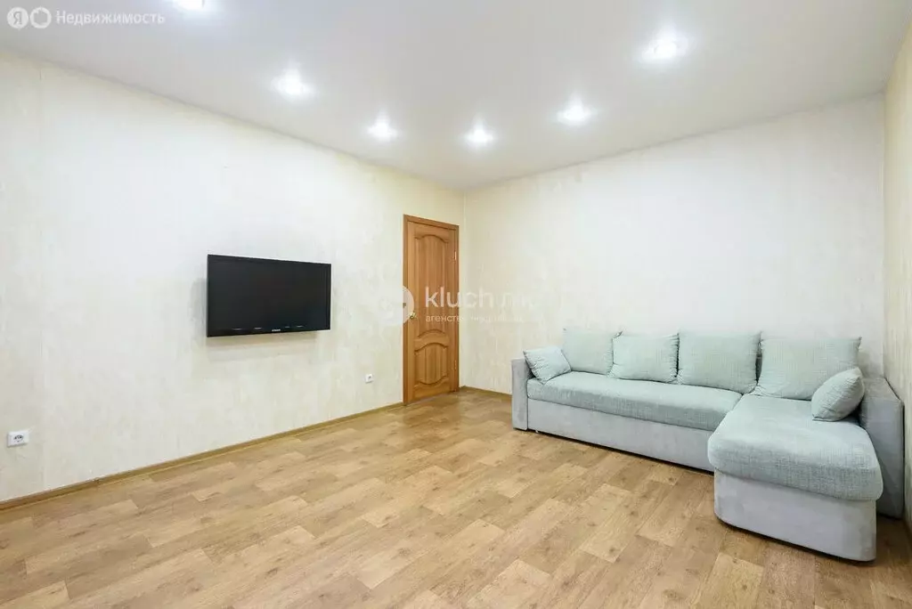 2-комнатная квартира: Казань, проспект Ямашева, 101 (55.4 м) - Фото 1