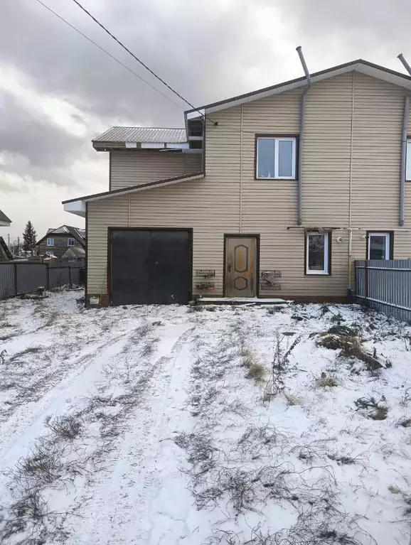 Таунхаус в Алтайский край, Барнаул городской округ, с. Власиха  (138 ... - Фото 1