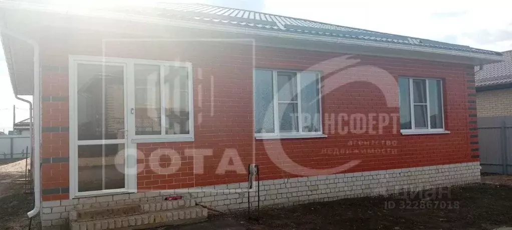 Дом в Воронежская область, Новоусманский район, Никольское с/пос, пос. ... - Фото 1