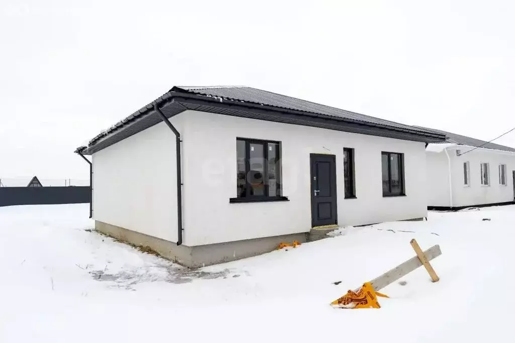 Дом в Тюменский муниципальный округ, деревня Есаулова (100 м) - Фото 2