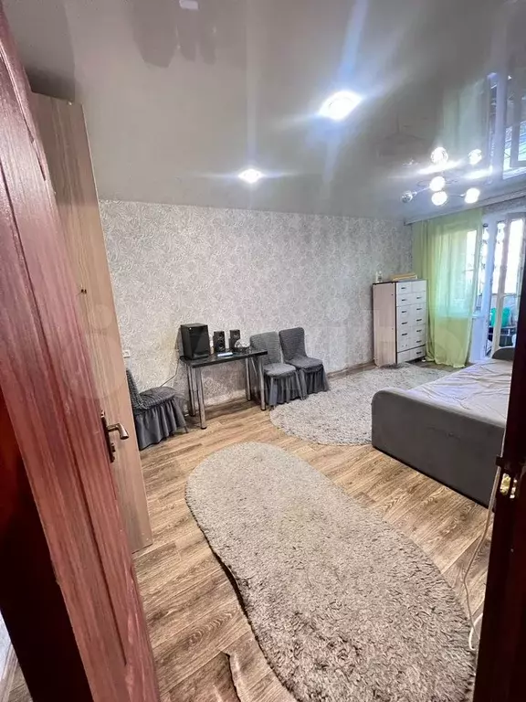 Комната 17,4 м в 4-к., 1/5 эт. - Фото 1