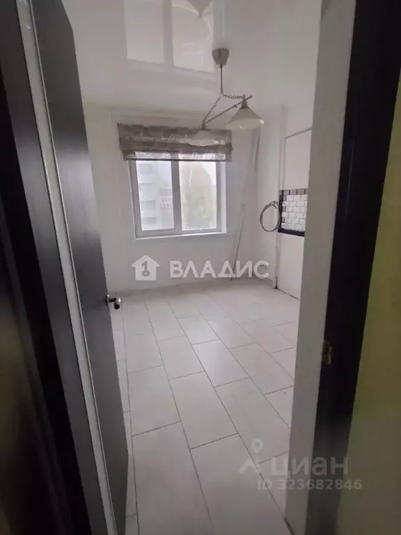 3-к кв. Белгородская область, Белгород Преображенская ул., 11 (62.4 м) - Фото 2