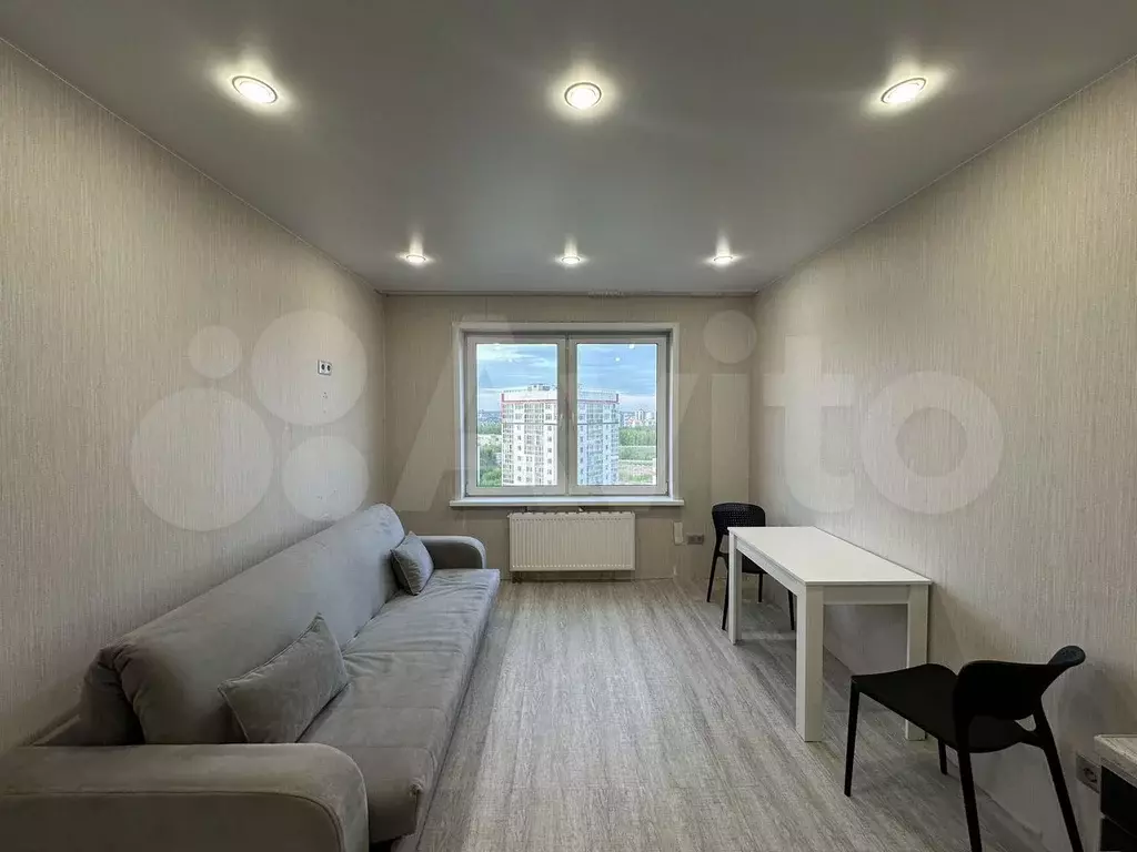 1-к. квартира, 40 м, 17/18 эт. - Фото 1