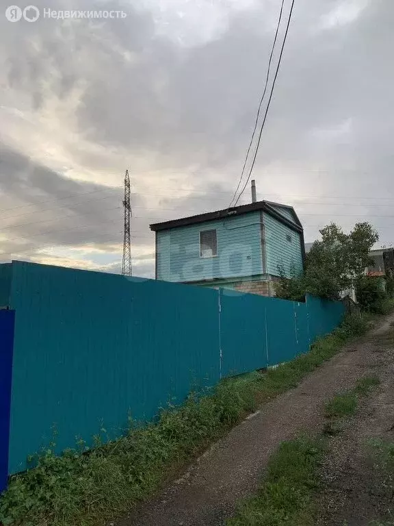 Дом в Набережные Челны, Комсомольский район (50 м) - Фото 1