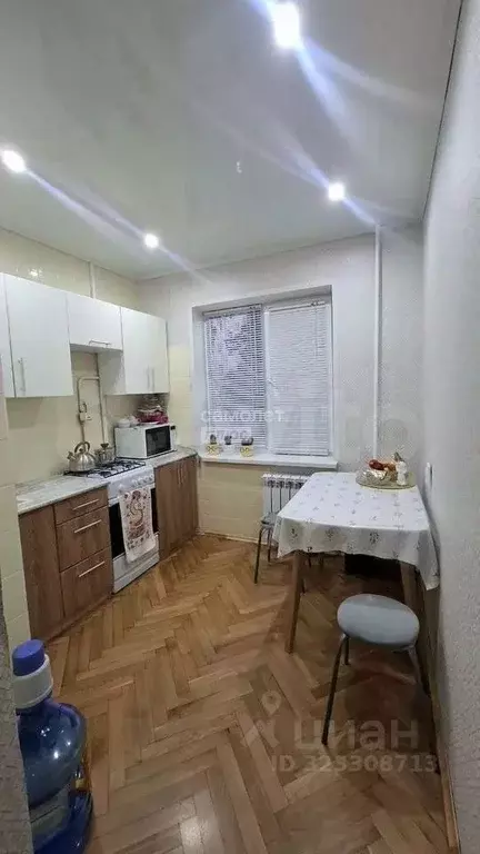 2-к кв. Курская область, Курск просп. Кулакова, 3 (45.8 м) - Фото 1