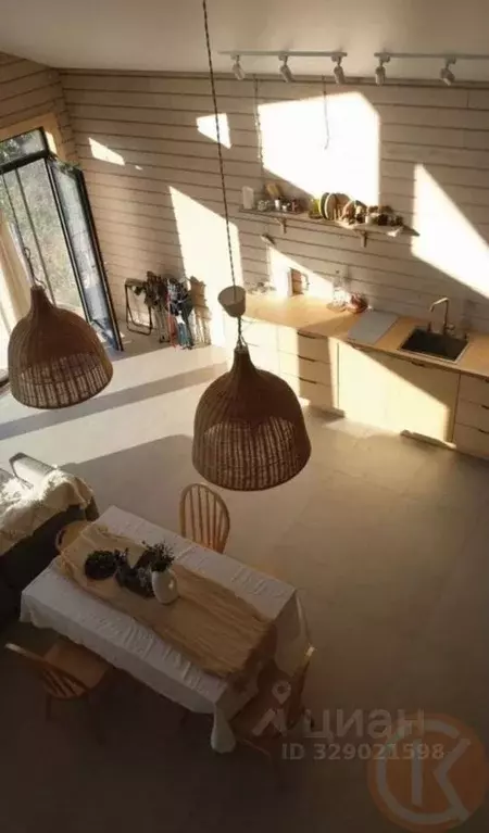 Дом в Крым, Бахчисарайский район, Голубинское с/пос, с. Поляна ул. ... - Фото 1