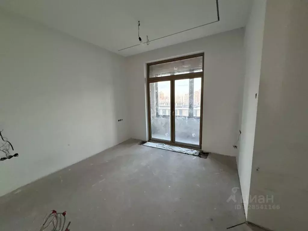 4-к кв. Москва Винницкая ул., 8к4 (119.9 м) - Фото 1